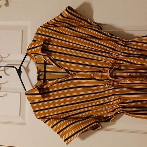 Stripped Colared Dress - Picture 2 of 4